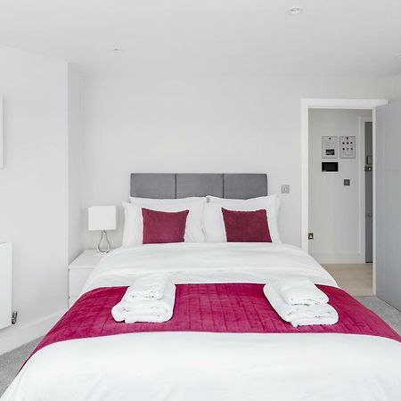Roomspace Serviced Apartments- Walpole Court Ealing Exterior foto