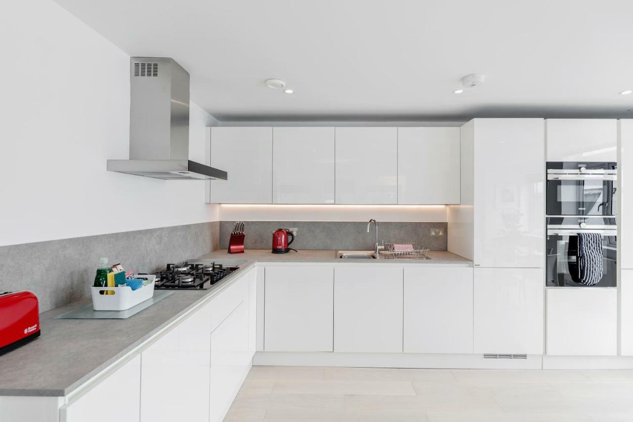 Roomspace Serviced Apartments- Walpole Court Ealing Exterior foto